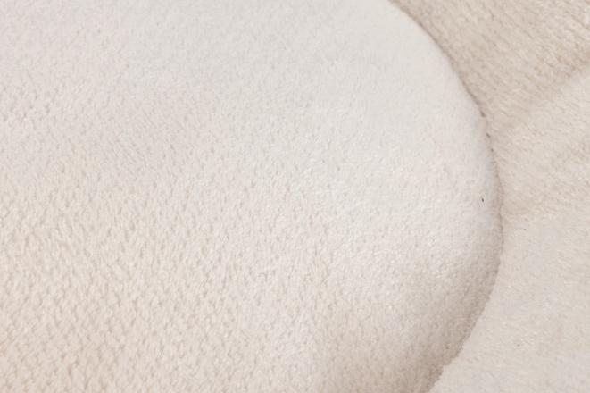 Designed by Lotte kattenmand Ribbed Lichtgrijs